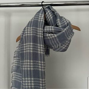 Large Blue Patterned Scarf